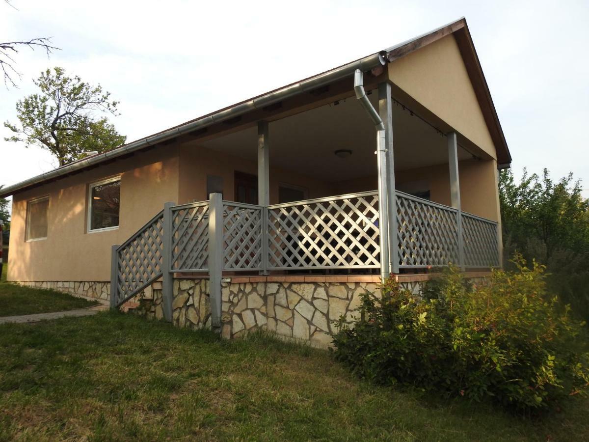 Akali Apartman Balatonakali Εξωτερικό φωτογραφία